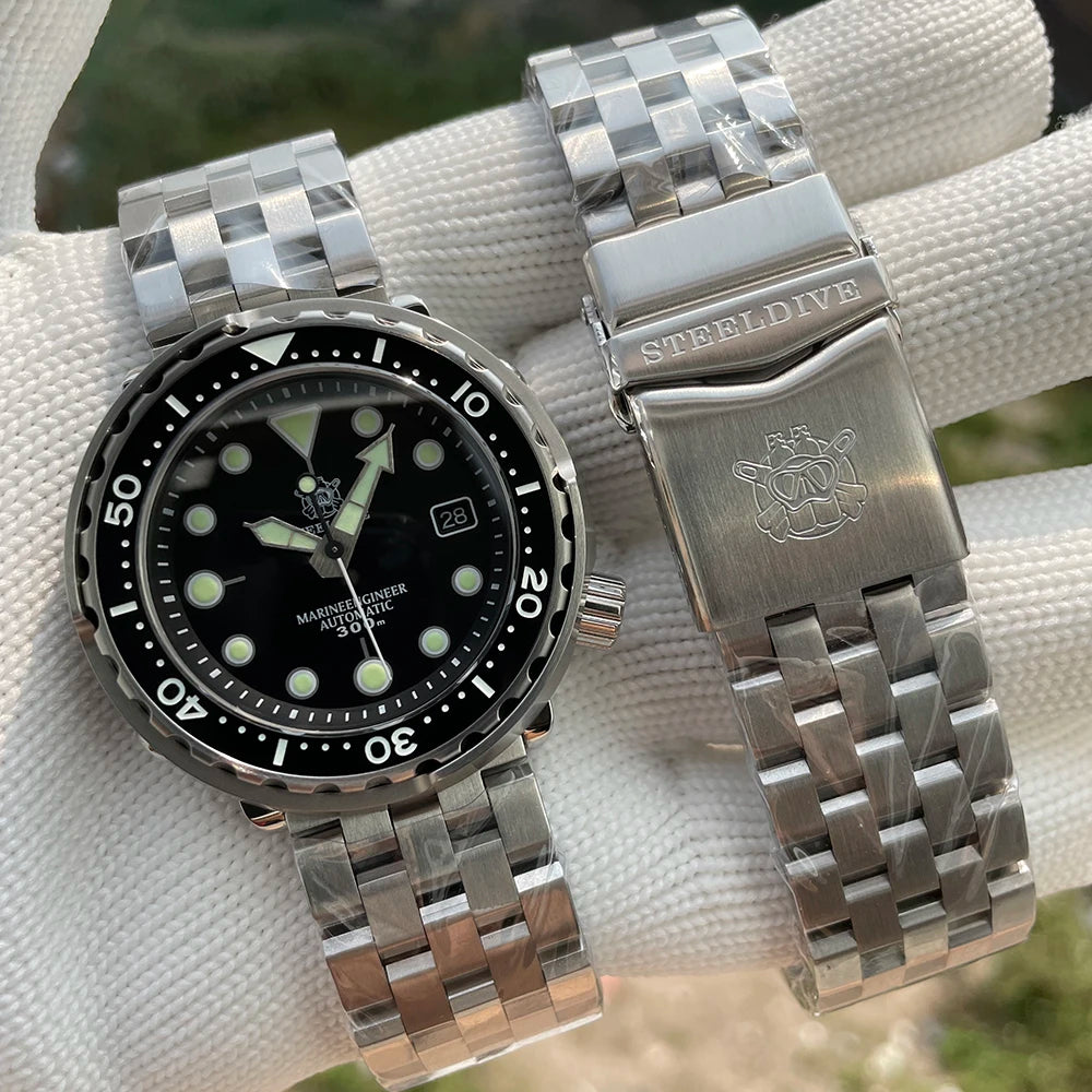 Steeldive SD1975 — Automatic "Tuna" Homage Diver, Genuine 300M Water Resistance, Ceramic Bezel [Multiple Colour & Strap Choices]