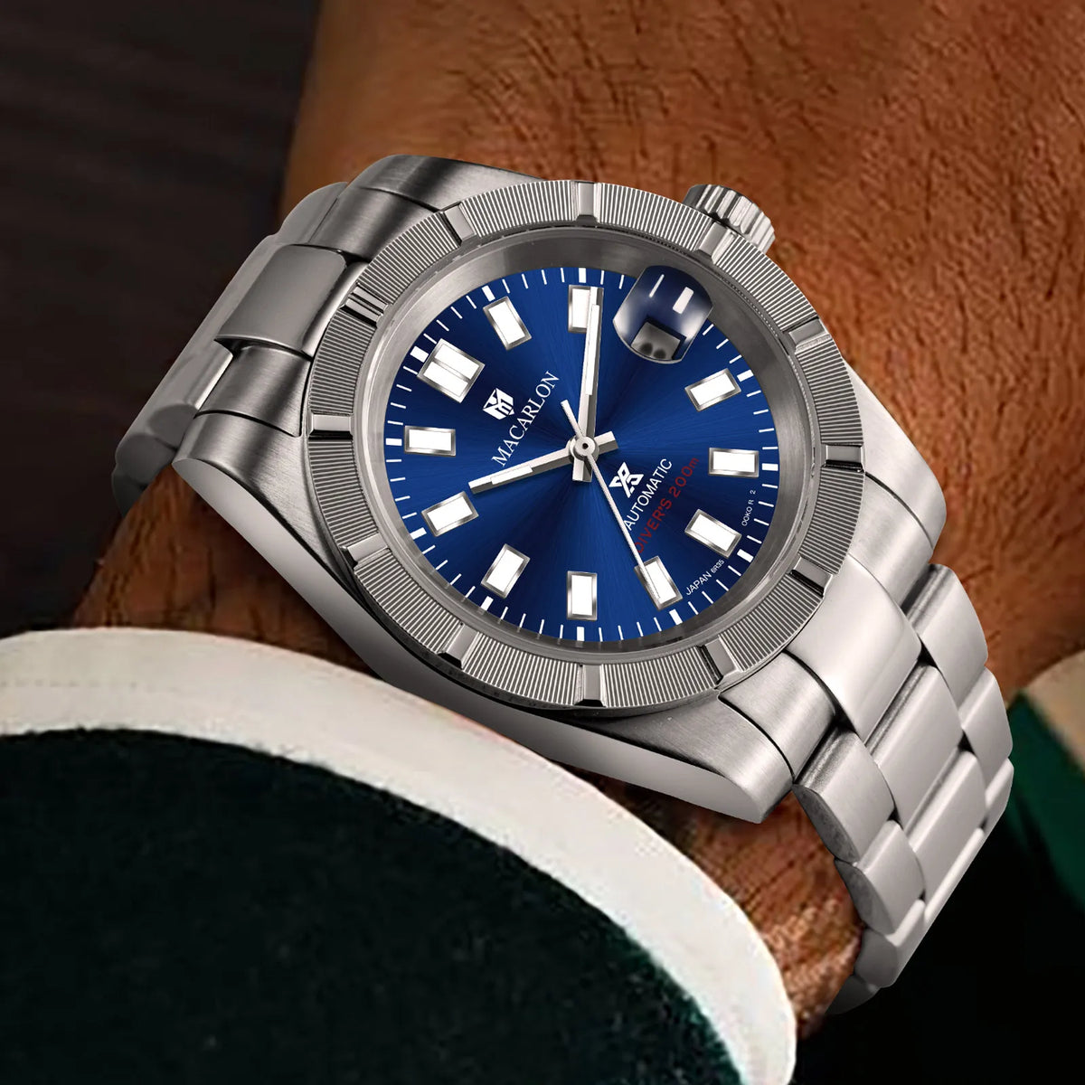 MACARLON 38mm Automatic Watch, Sapphire Crystal, Steel Bracelet, 200m Water Resistant