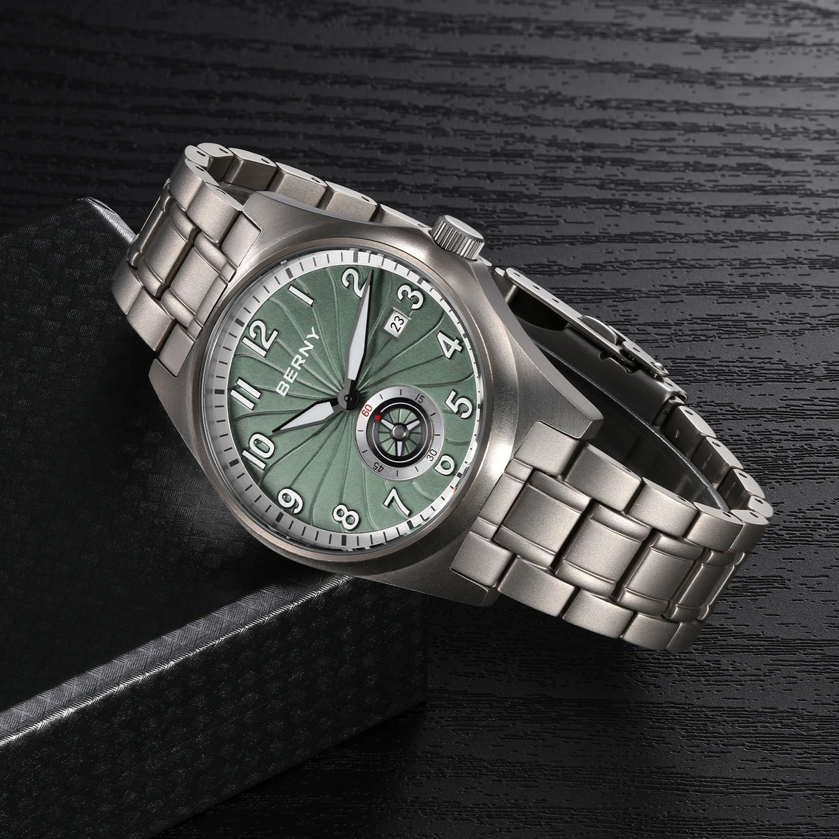 BERNY AMT358 Titanium Beauty — All-Titanium Automatic Watch, 95g, Seagull ST1731 Movement, Sapphire Crystal, 100m Water Resistance, Complete Calendar