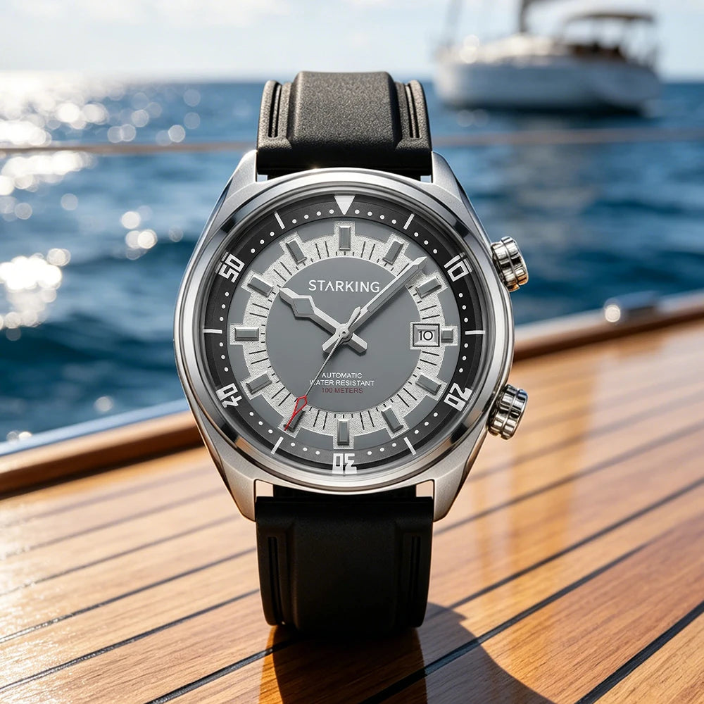 STARKING AM0603 automatic dive watch with numberless dial, silicone strap and date window